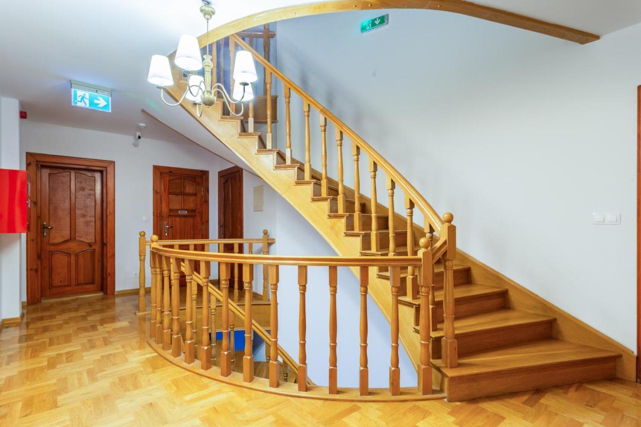 The Castle Suites & Apartment - Free Parking - (Adults Only) クラクフ エクステリア 写真